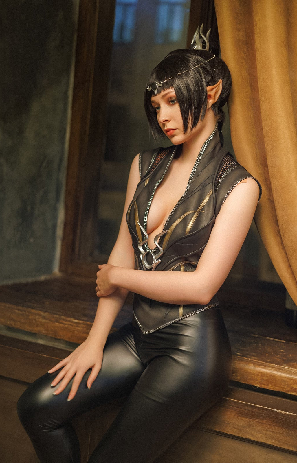Shadowheart Camp Top Cosplay Costume - Custom Made