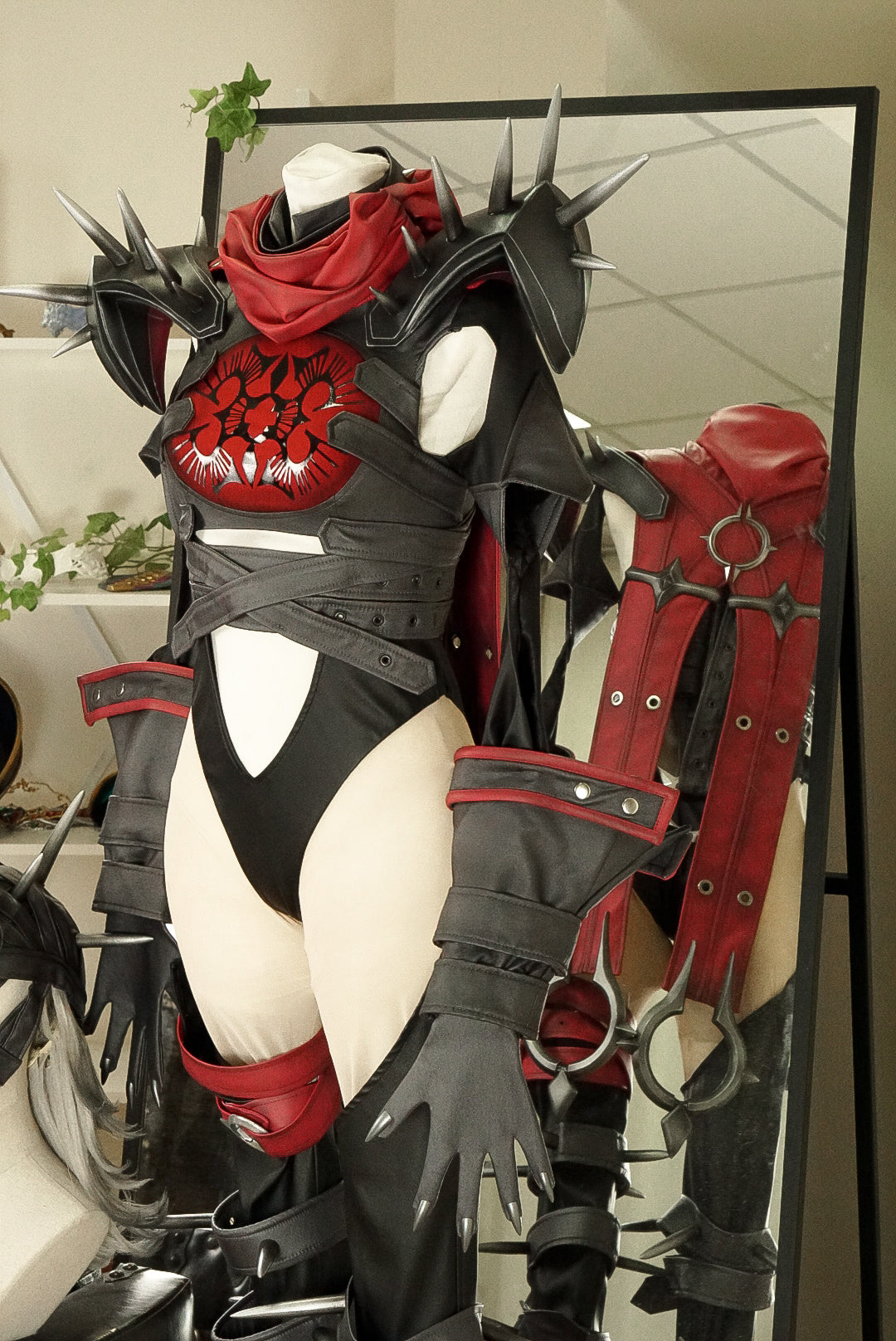 Marvel Rivals Sue Storm Cosplay Costumes - Custom Made