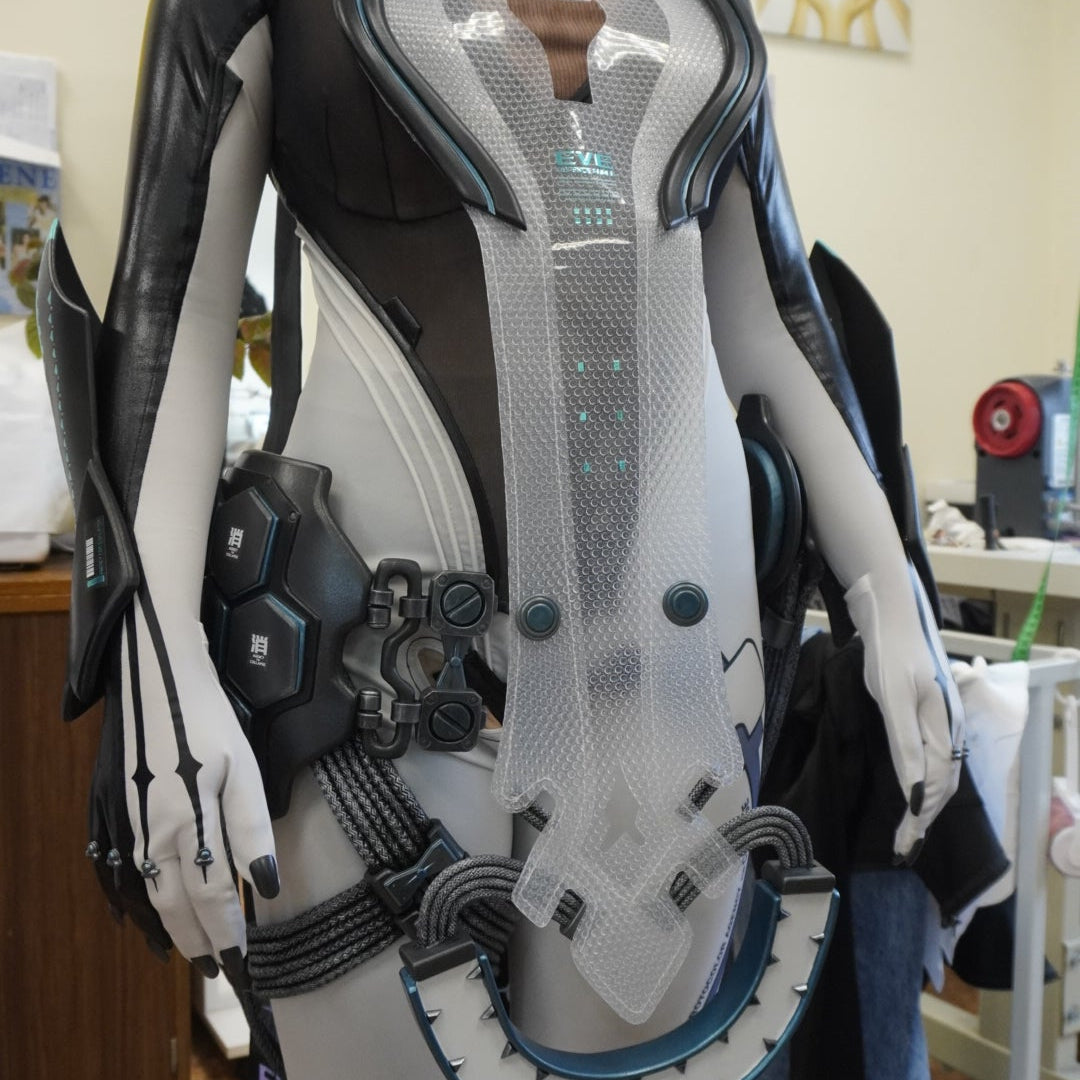 Nikke x Stellar Blade Raven Cosplay Costume - Custom Made