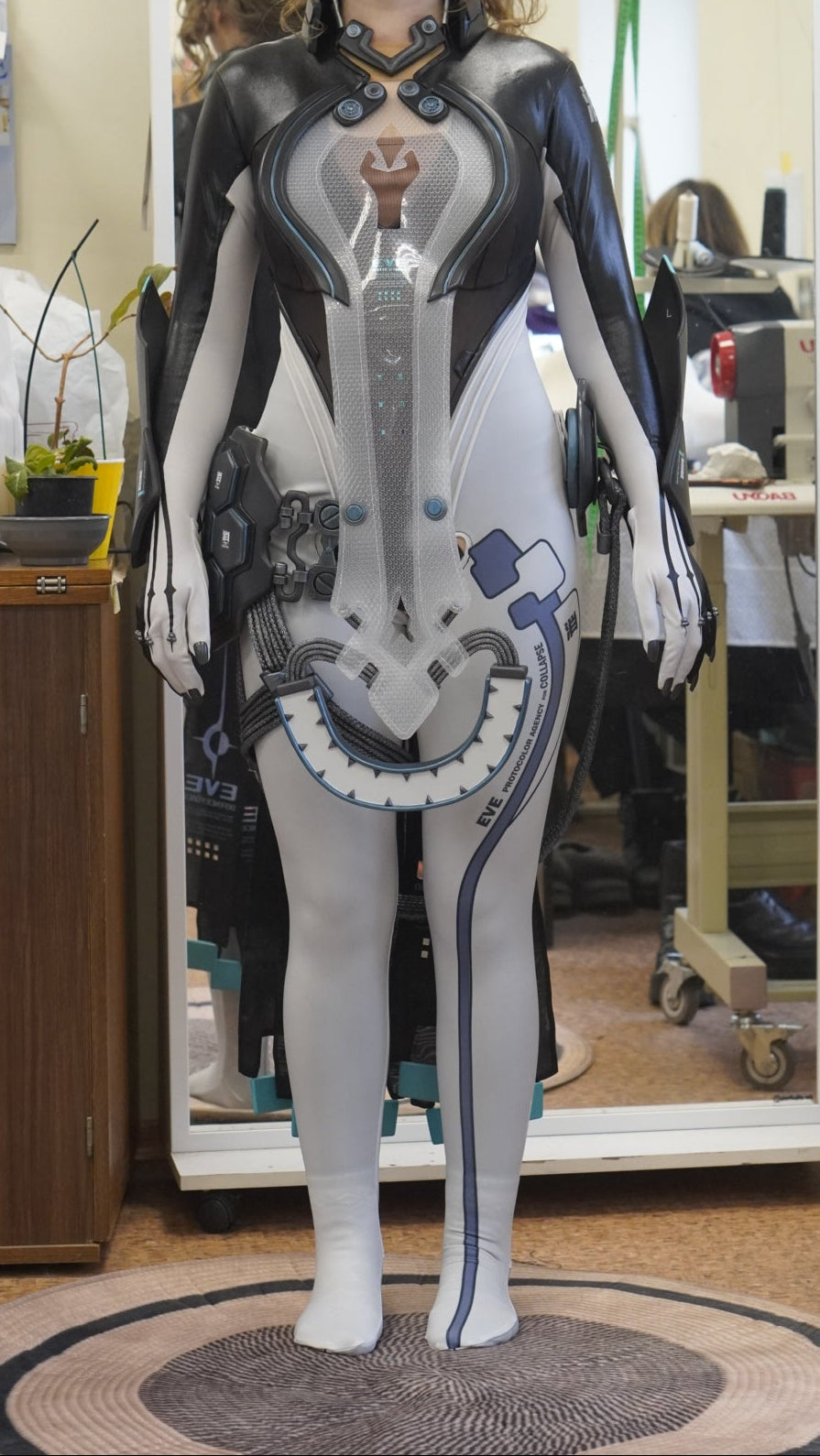 Nikke x Stellar Blade Raven Cosplay Costume - Custom Made