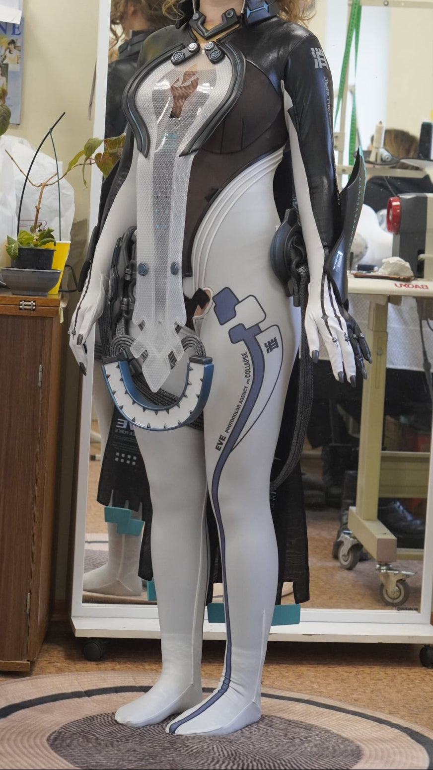 Nikke x Stellar Blade Raven Cosplay Costume - Custom Made