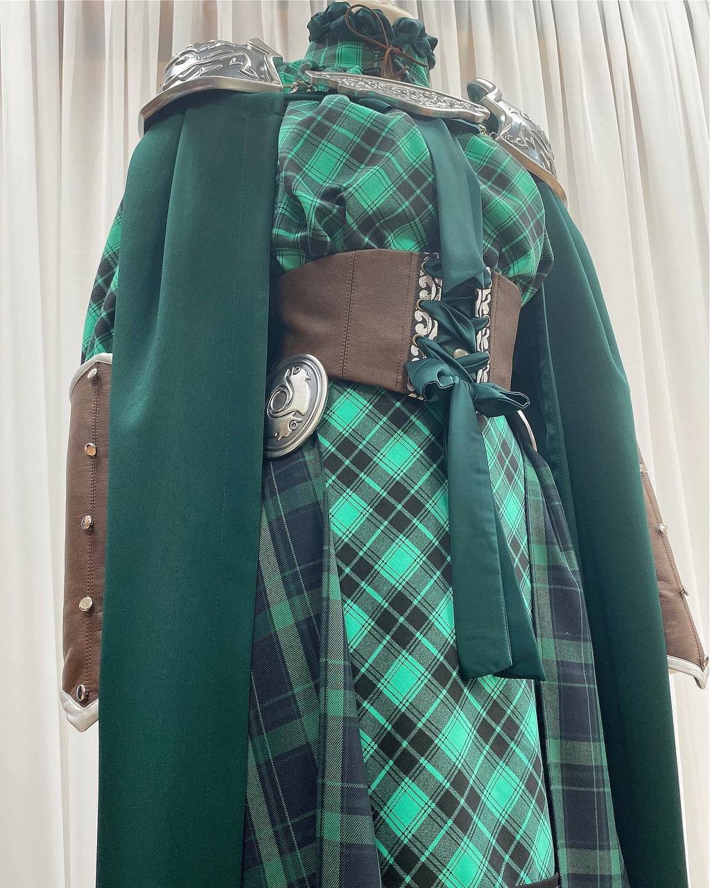 Green Fantasy Warrior Princess Costume Cosplay - Custom Made