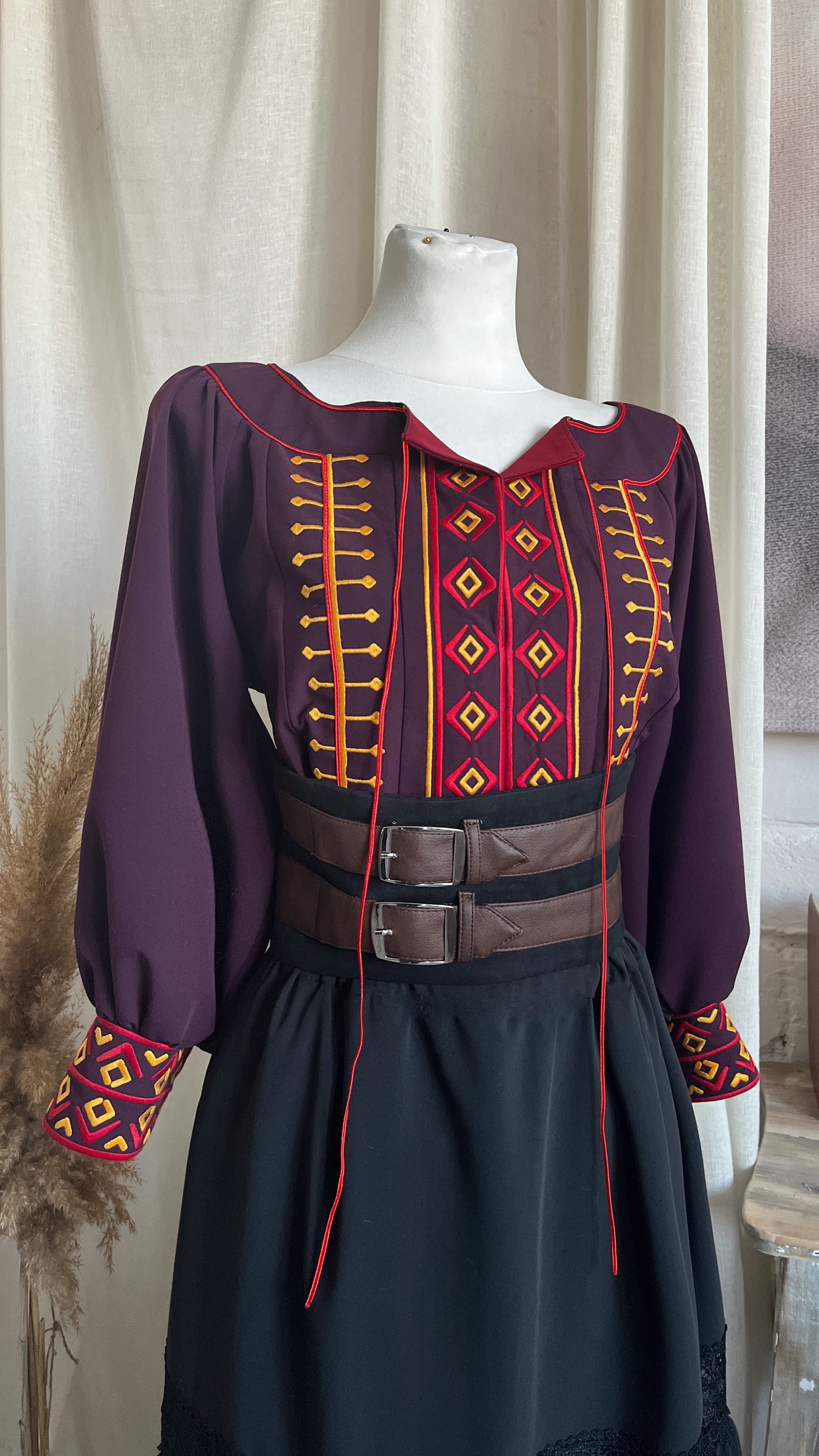 Critical Role Laudna Cosplay Costume - Custom Made Fan Made Merchandice