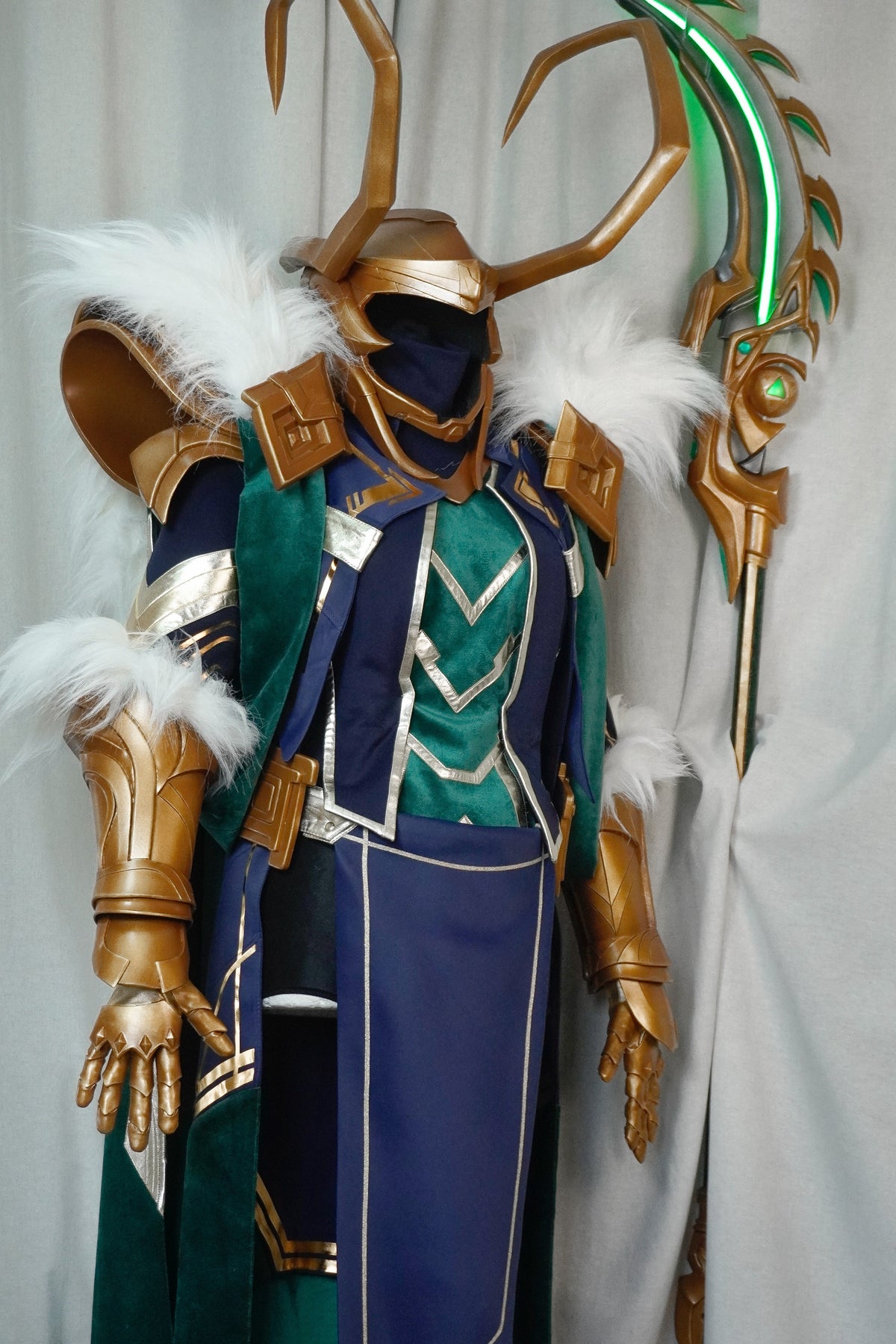Marvel Rivals Loki Cosplay Costume - Custom Made