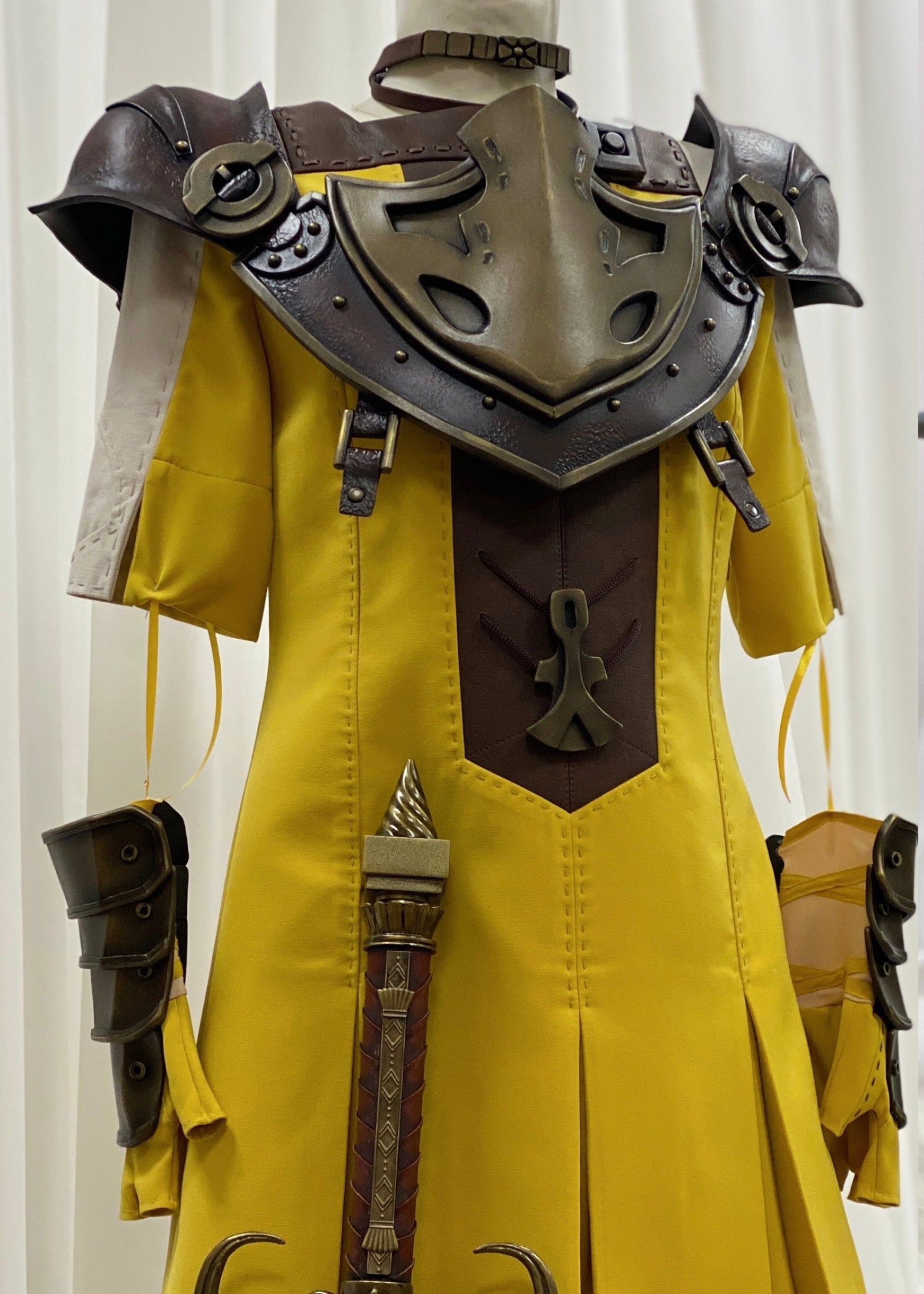 Final Fantasy XIV Cosplay Costume - Custom Made